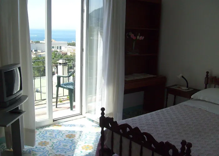 Luna Di Miele 3* Казамиччола-Терме