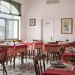 Bed & Breakfast Luna Di Miele 3*